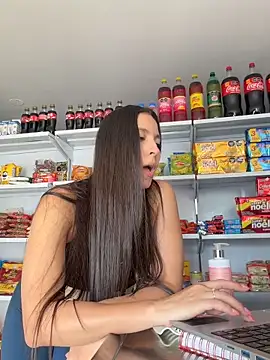 LittleDoll    online show from February 2026 01:00:02 PM