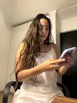 Snapshot of LittleDoll___ chatting on November 2025 10:57:01 PM LittleDoll online show from November 2025 10:57:01 PM