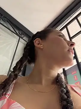 LittleDoll    online show from February 2026 03:10:02 PM