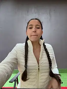 LittleDoll    online show from March 2026 03:12:02 PM