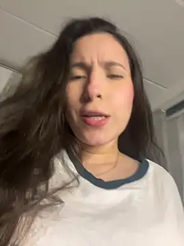 Snapshot of LittleDoll___ chatting on November 2025 10:35:01 PM LittleDoll online show from November 2025 10:35:01 PM