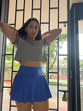 LittleDoll    online show from April 2026 04:33:02 PM