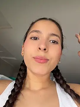 LittleDoll    online show from May 2026 01:14:02 PM