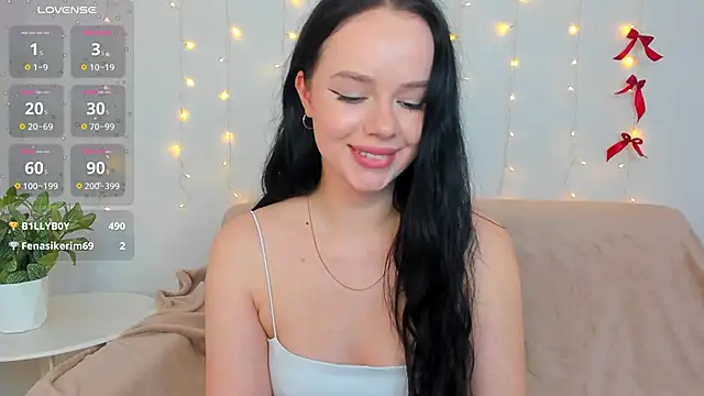 Lori  Hell online show from February 2025 05:40:01 AM