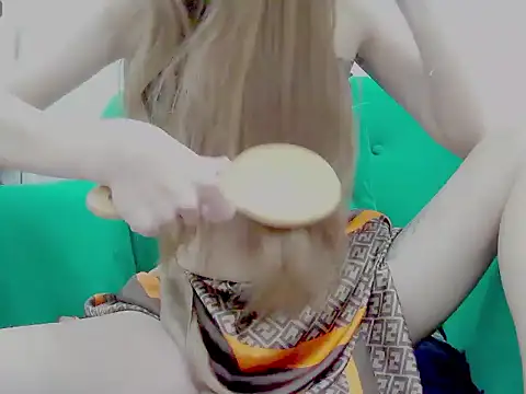 Snapshot of nina9384 chatting on September 2025 08:02:02 AM nina9384 online show from September 2025 08:02:02 AM