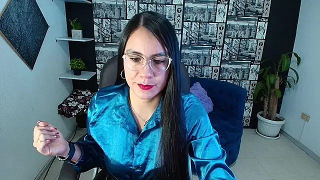 Agata-Moon online show from November 2025 04:28:01 PM