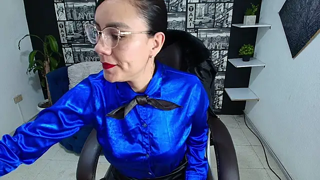 Agata-Moon online show from October 2025 01:30:01 PM