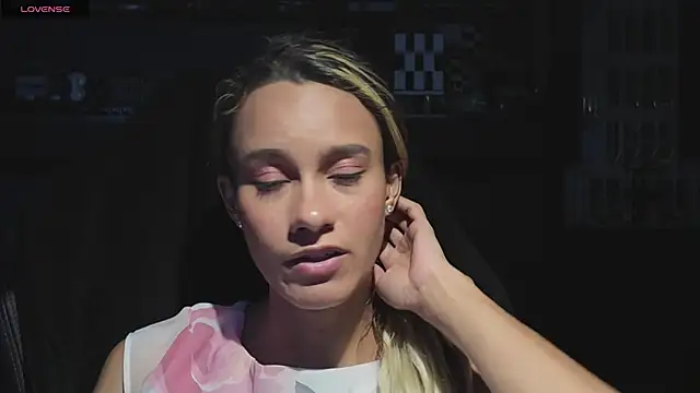 SamanthaWatson online show from October 2025 01:31:02 AM