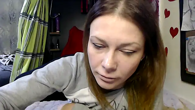 Snapshot of HarleyQuinn_69 chatting on December 2024 09:27:02 PM HarleyQuinn 69 online show from December 2024 09:27:02 PM