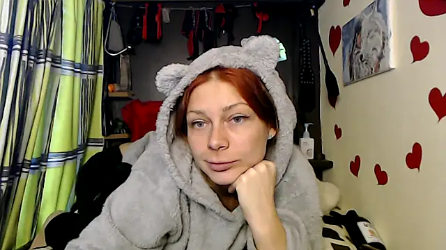 Snapshot of HarleyQuinn_69 chatting on October 2025 11:42:01 AM HarleyQuinn 69 online show from October 2025 11:42:01 AM