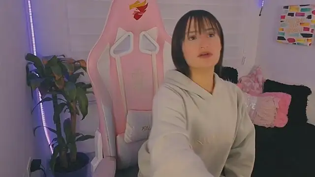 Sara  Ramirez online show from September 2025 03:50:02 AM