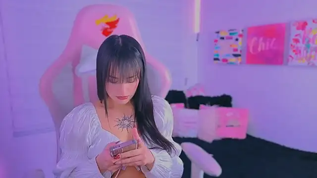 Sara  Ramirez online show from September 2025 12:39:02 AM