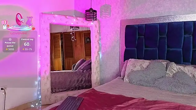 ashley brend online show from October 2025 09:15:02 PM