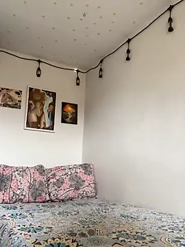 LiliJones  online show from February 2026 04:14:01 PM