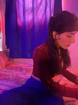 LiliJones  online show from December 2025 04:44:01 PM