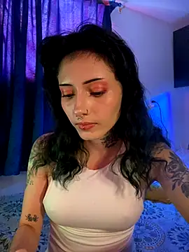 LiliJones  online show from October 2025 04:53:02 PM