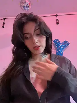 LiliJones  online show from April 2026 08:46:02 PM