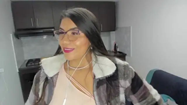 Luna Dumont online show from March 2026 11:03:01 AM