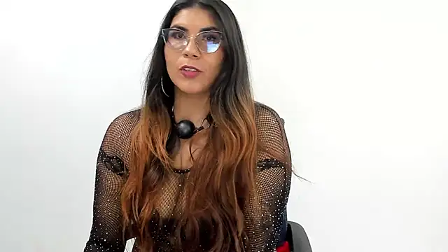 Luna Dumont online show from March 2025 02:12:02 PM
