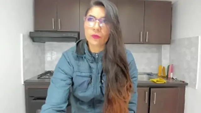 Luna Dumont online show from May 2026 11:17:02 AM
