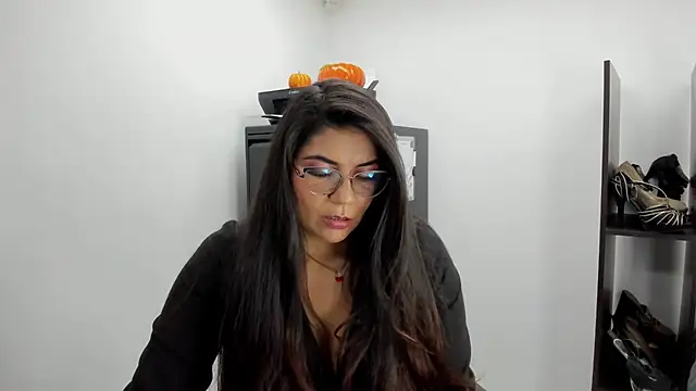 Luna Dumont online show from November 2025 11:15:02 AM