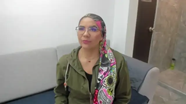 Snapshot of Luna_Dumont chatting on January 2026 11:13:01 AM Luna Dumont online show from January 2026 11:13:01 AM