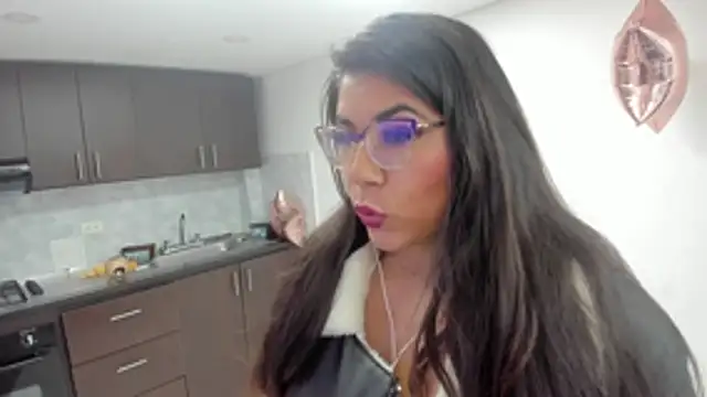 Snapshot of Luna_Dumont chatting on February 2026 11:07:01 AM Luna Dumont online show from February 2026 11:07:01 AM