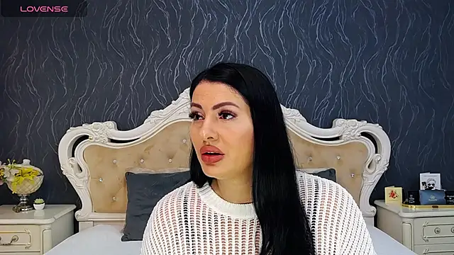 Snapshot of Lauren_Saint chatting on January 2025 08:32:02 AM Lauren Saint online show from January 2025 08:32:02 AM