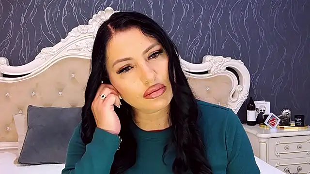 Lauren Saint online show from November 2025 08:40:01 AM