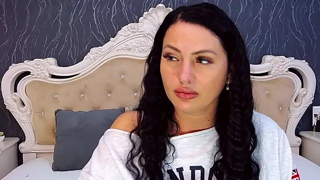 Snapshot of Lauren_Saint chatting on October 2025 11:34:02 AM Lauren Saint online show from October 2025 11:34:02 AM