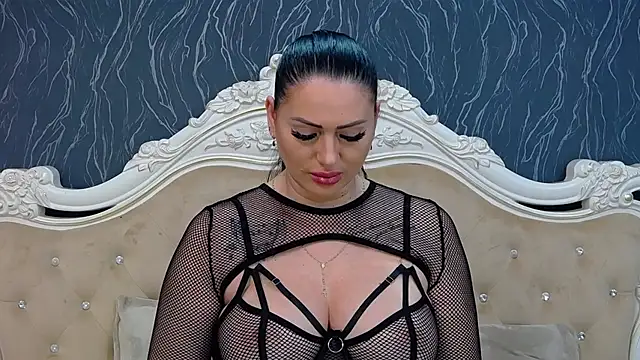 Snapshot of Lauren_Saint chatting on February 2025 12:11:01 PM Lauren Saint online show from February 2025 12:11:01 PM