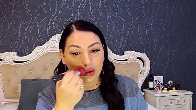 Lauren Saint online show from December 2025 08:15:02 AM