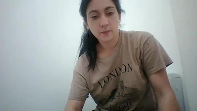 davenmichelle00 online show from June 2026 04:41:02 PM