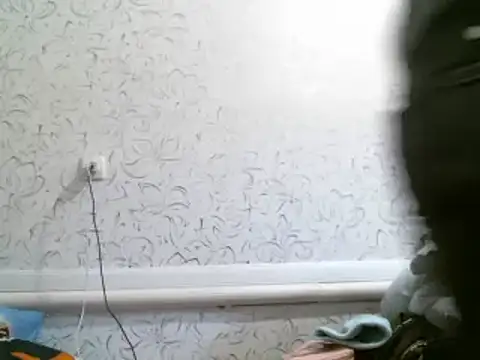 Julie Silver online show from March 2025 01:31:02 PM