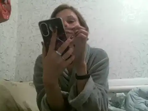 Julie Silver online show from October 2025 07:58:01 PM