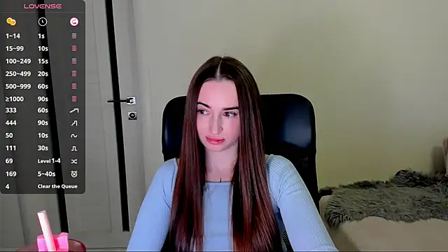 Kimmberr online show from November 2025 04:17:02 AM