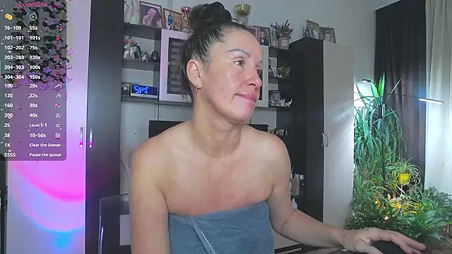 SheilaRyan online show from February 2026 04:43:02 AM