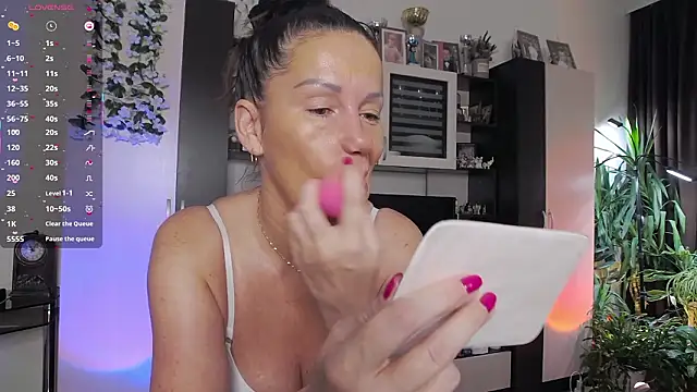 SheilaRyan online show from March 2026 05:22:01 AM