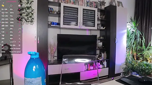 SheilaRyan online show from March 2026 04:57:01 AM