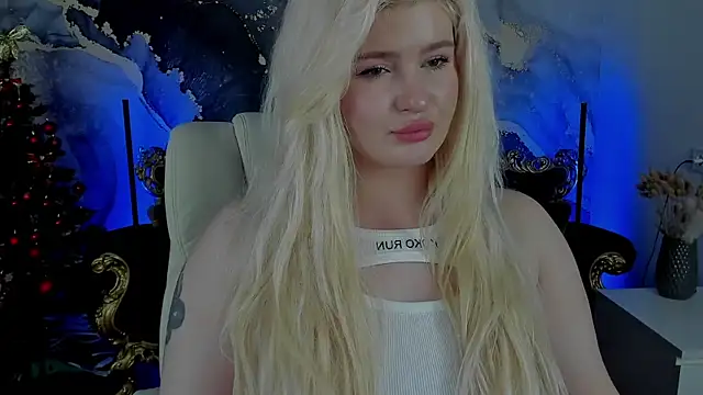 CocoSecretss online show from December 2024 11:01:01 AM