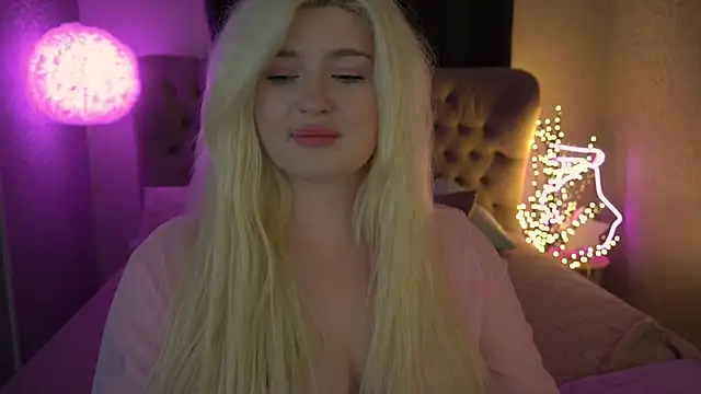 CocoSecretss online show from February 2025 10:47:02 AM