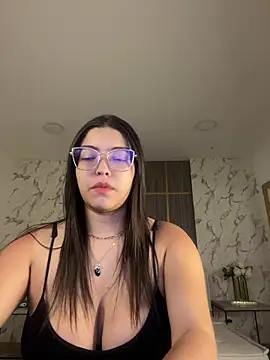Dollar-girl online show from March 2026 02:06:02 PM