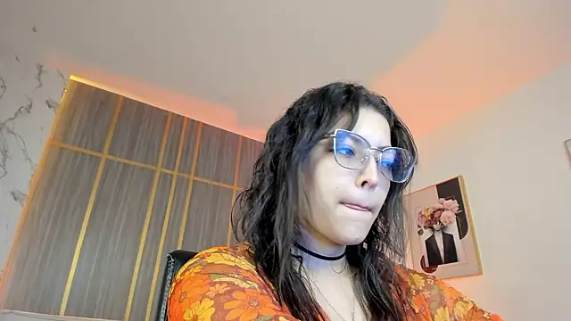 Dollar-girl online show from March 2026 02:09:01 PM