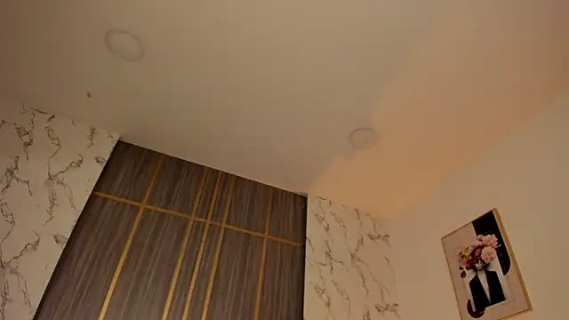 Dollar-girl online show from March 2026 02:11:03 PM