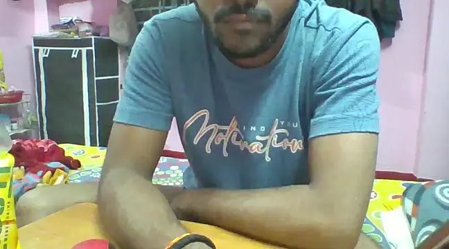 Snapshot of Rocky4702 chatting on February 2025 07:45:02 PM Rocky4702 online show from February 2025 07:45:02 PM