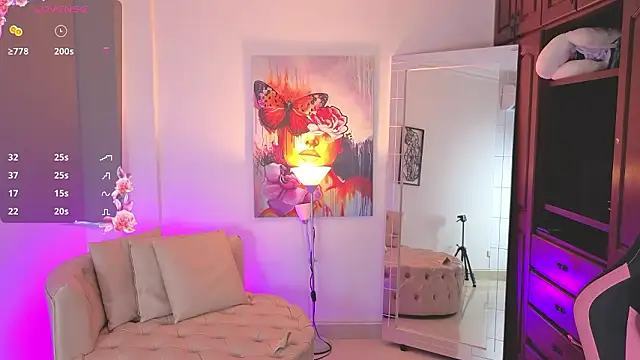 NATAASHA    online show from February 2026 07:02:02 PM