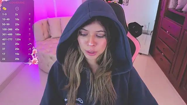 Snapshot of NATAASHA___ chatting on November 2025 04:01:01 AM NATAASHA online show from November 2025 04:01:01 AM