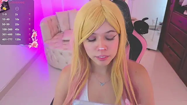 Snapshot of NATAASHA___ chatting on November 2025 03:28:02 AM NATAASHA online show from November 2025 03:28:02 AM