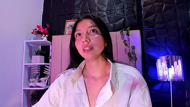 kendall saenz online show from December 2025 10:45:02 PM