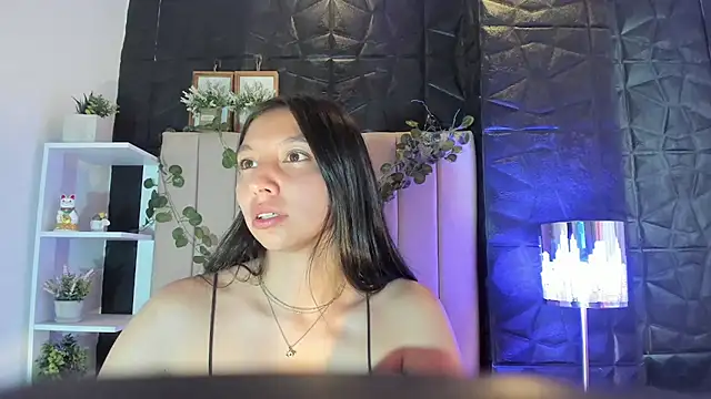 kendall saenz online show from November 2025 07:28:02 PM